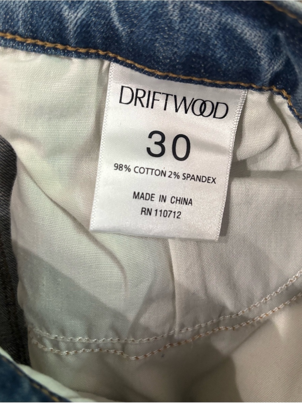 NWOT DRIFTWOOD Roxy Crop Flare Studded Frayed Fringe Raw Hem Jeans Size 30 - Picture 6 of 8